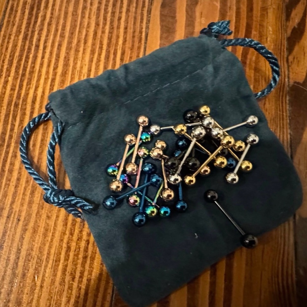New Titanium Barbell face/body jewelry